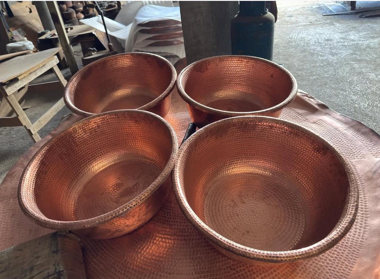 Copper Basin Tub Foot Massage