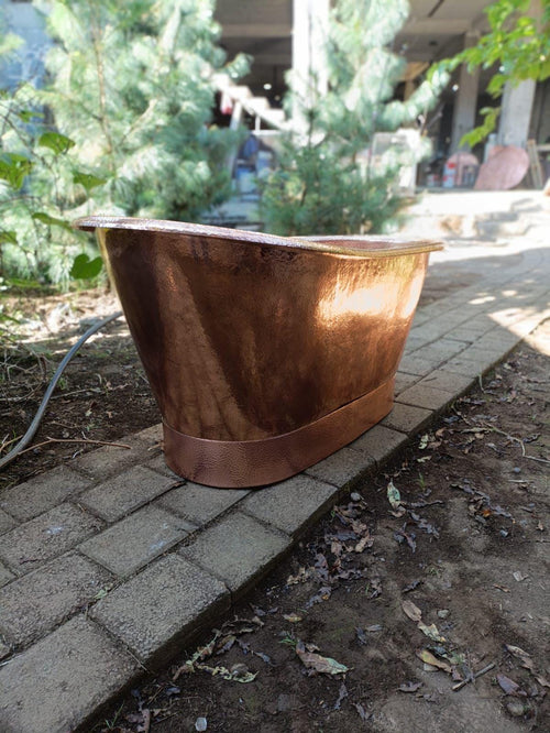 A Beautiful Bath tub Copper Hand Hammered. made to order -3-4 weeks.